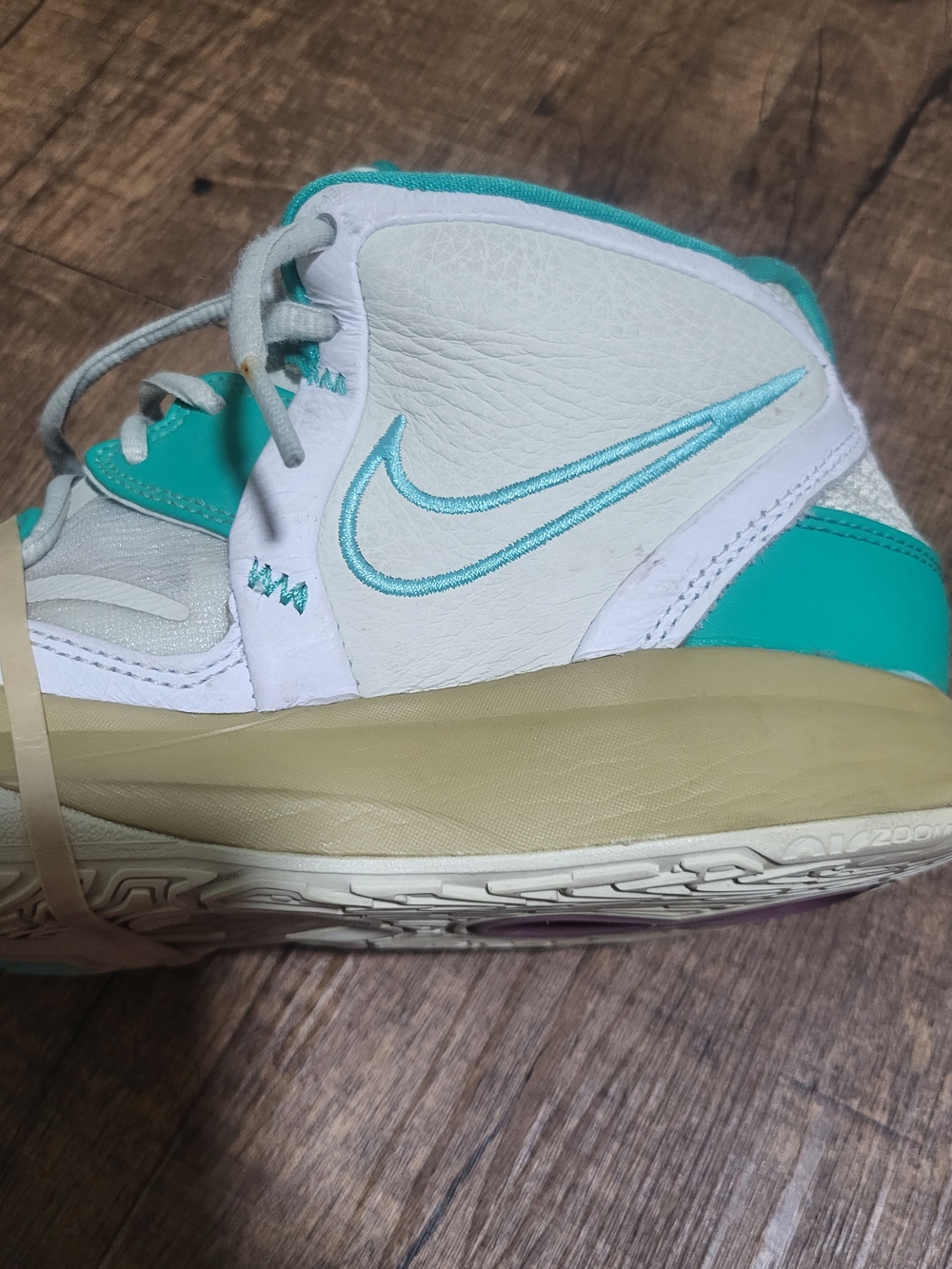 Nike Kyrie Infinity" Keep Sue Fresh"